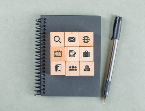 Bloc notes et stylo